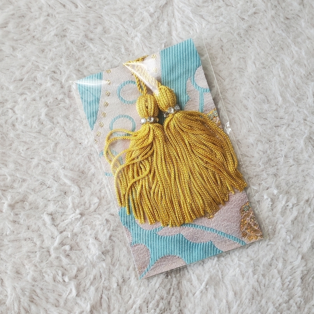 Shanghai Pearl Tassels
